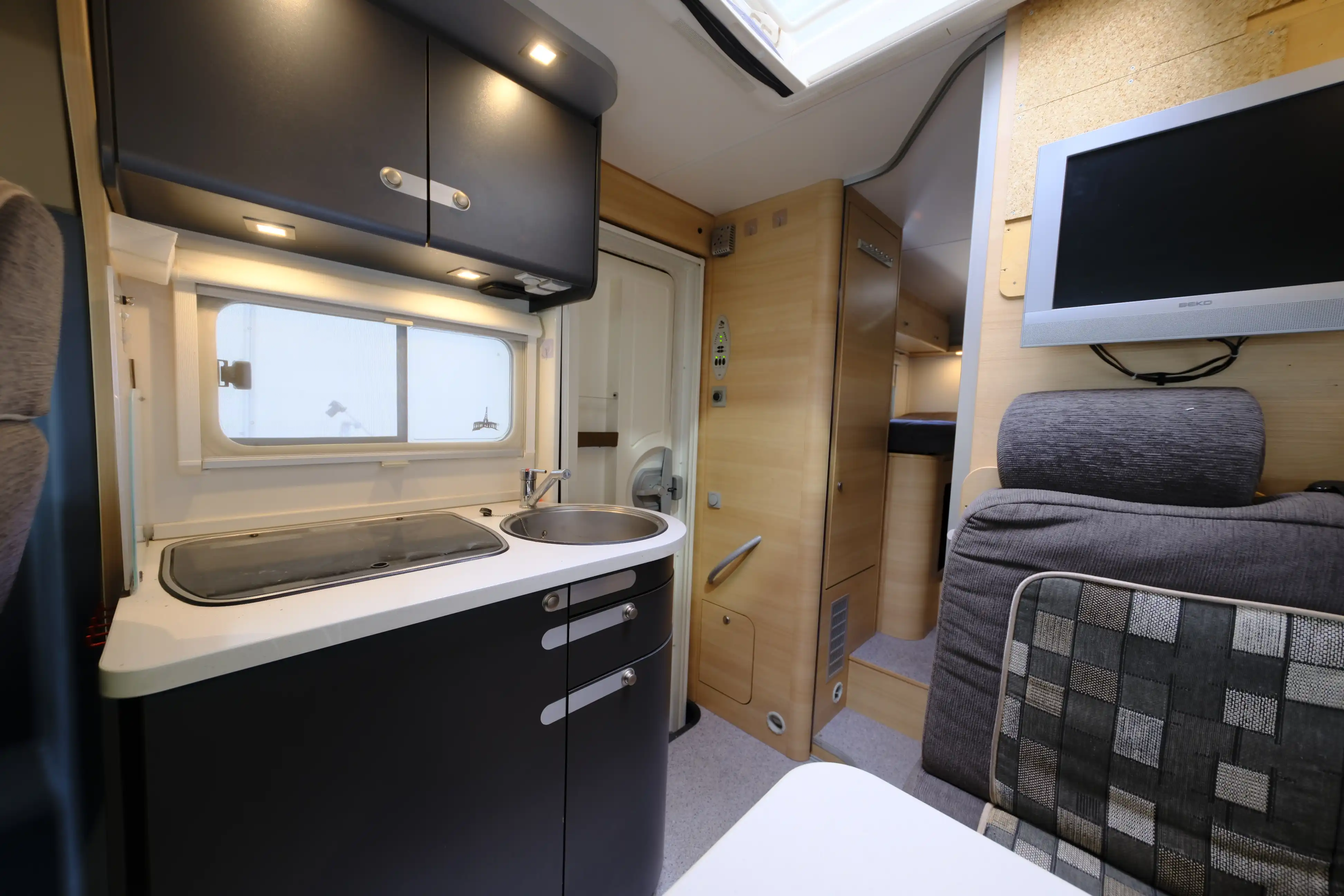 KNAUS VAN TI 600 ME